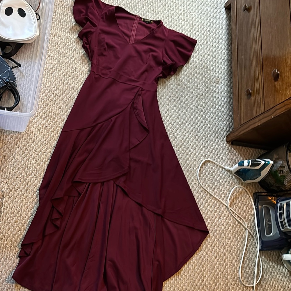 Miusol Red Ruffled Tiered Gown with Flutter Sleeves - Picture 6 of 7